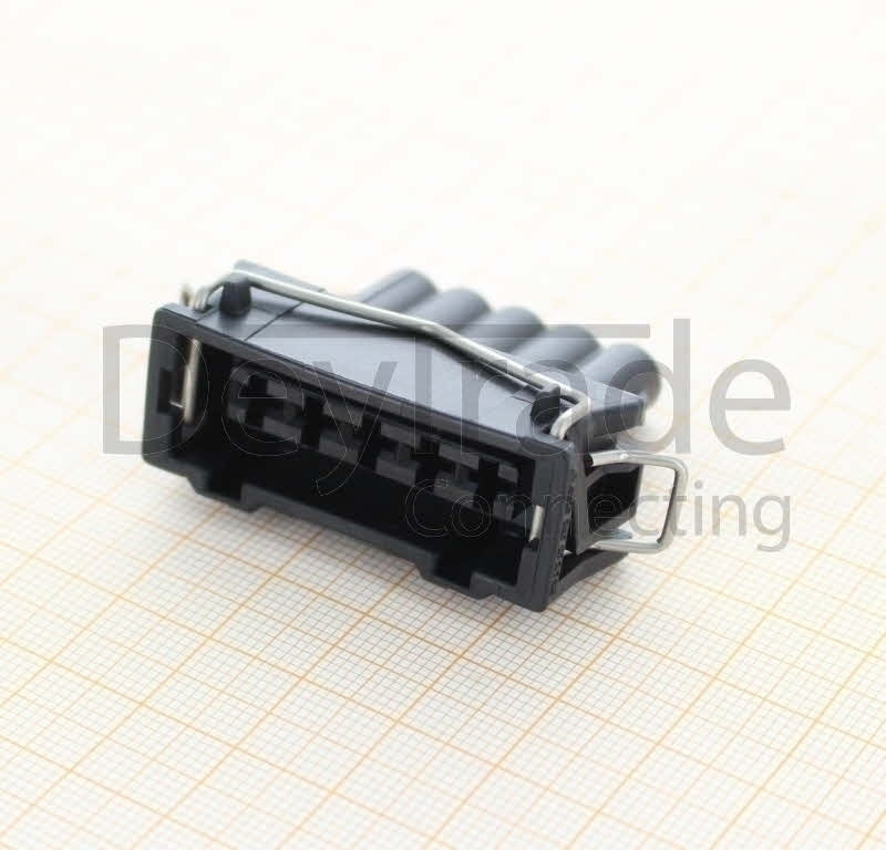 Delphi 10719865 - 5 Way Black 2.8 Timer Sealed Female Connector Assembly